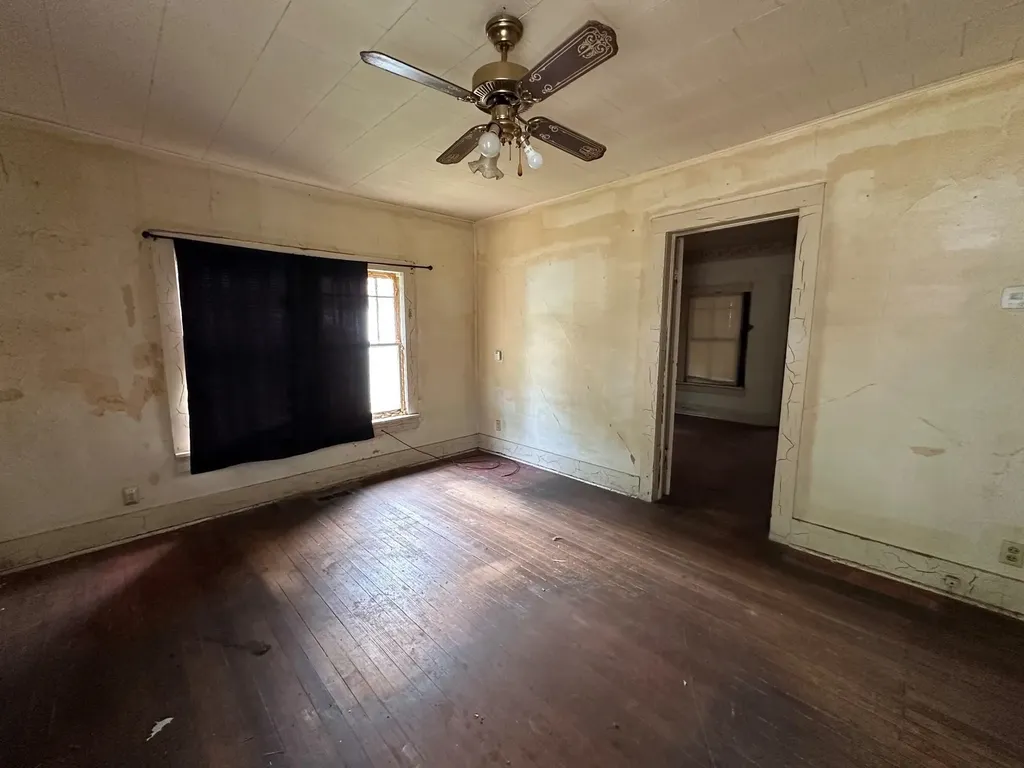 1310 S B Arkansas City KS 67005