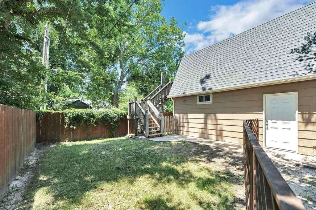 207 S Battin Street Wichita KS 67218