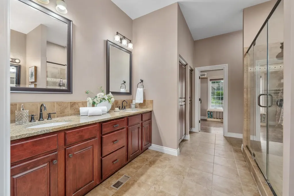 2918 N Fossil Rim Street Wichita KS 67205