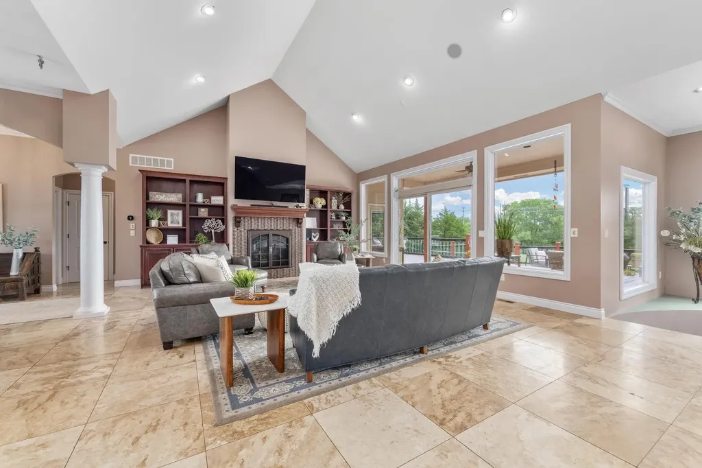 2918 N Fossil Rim Street Wichita KS 67205
