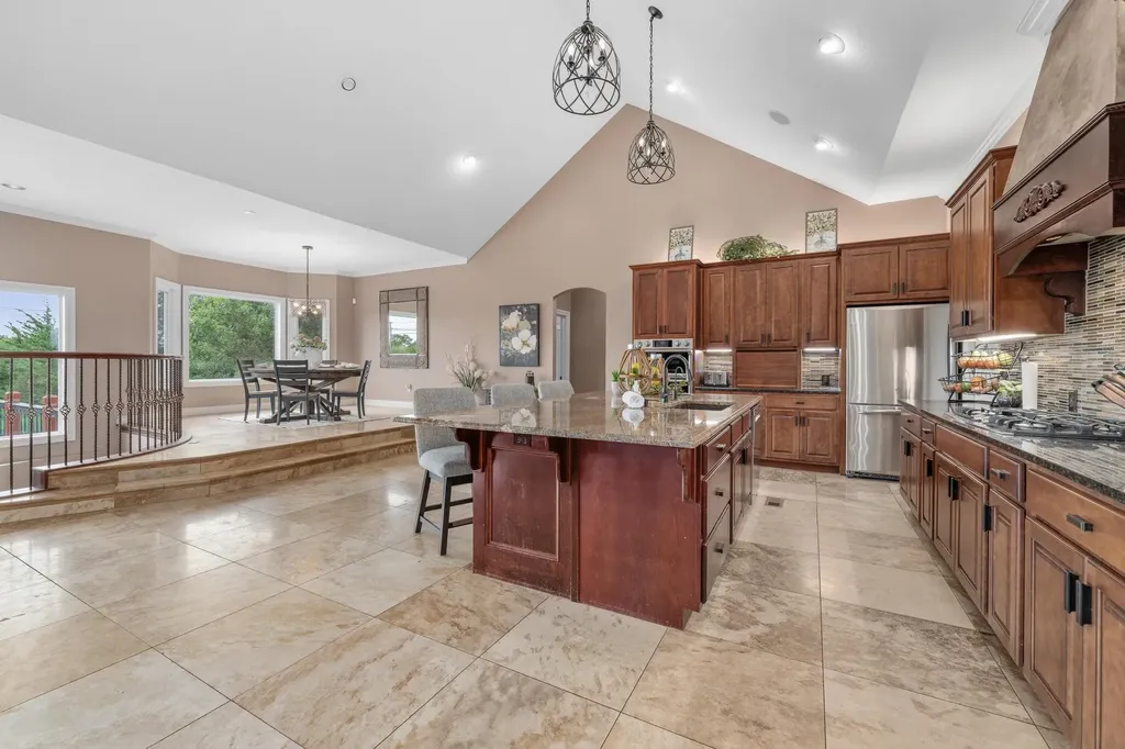 2918 N Fossil Rim Street Wichita KS 67205