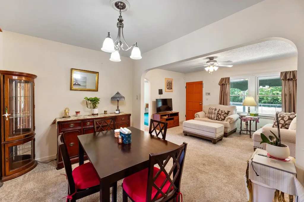 5030 N Seneca Wichita KS 67204