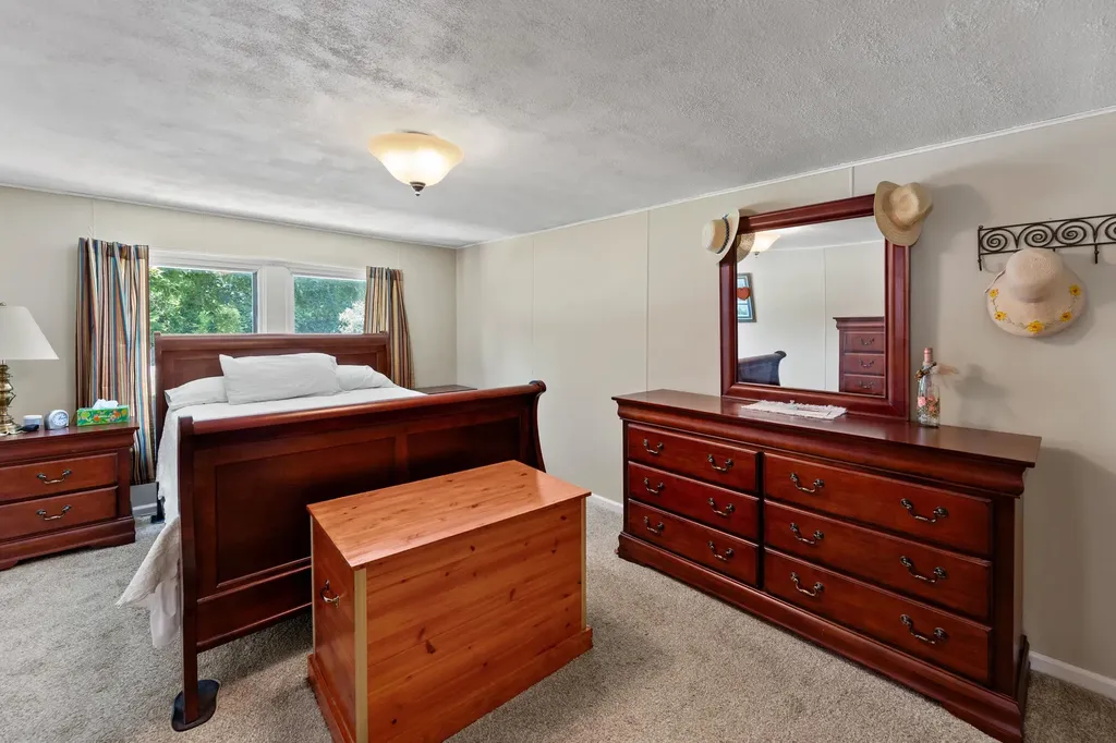 5030 N Seneca Wichita KS 67204