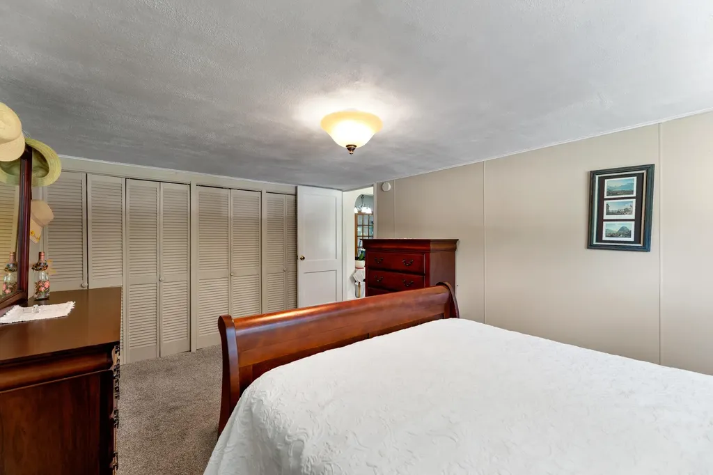 5030 N Seneca Wichita KS 67204