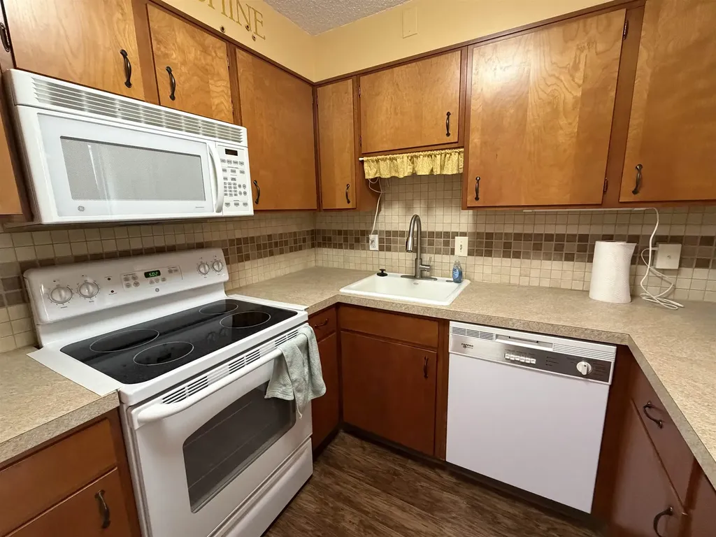 330 W Central Avenue El Dorado KS 67042