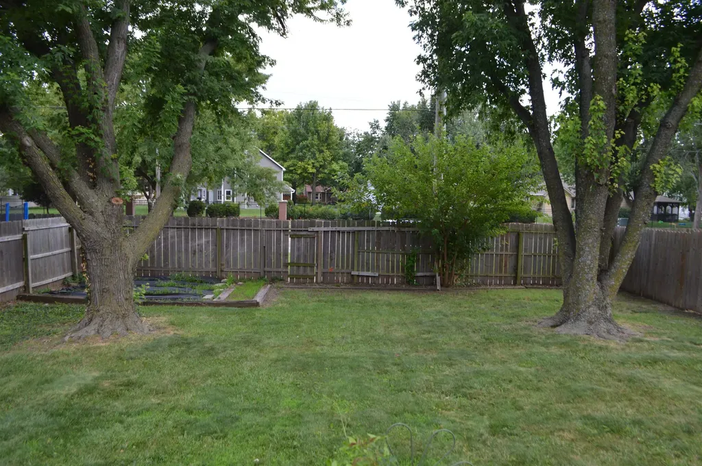 10729 W Nantucket Wichita KS 67212