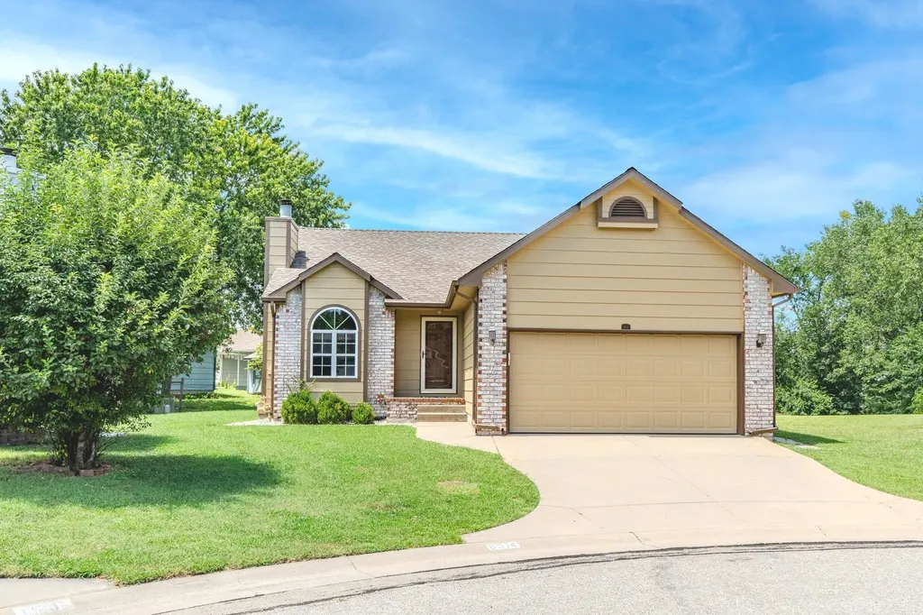 6514 E 39th Court N Wichita KS 67226