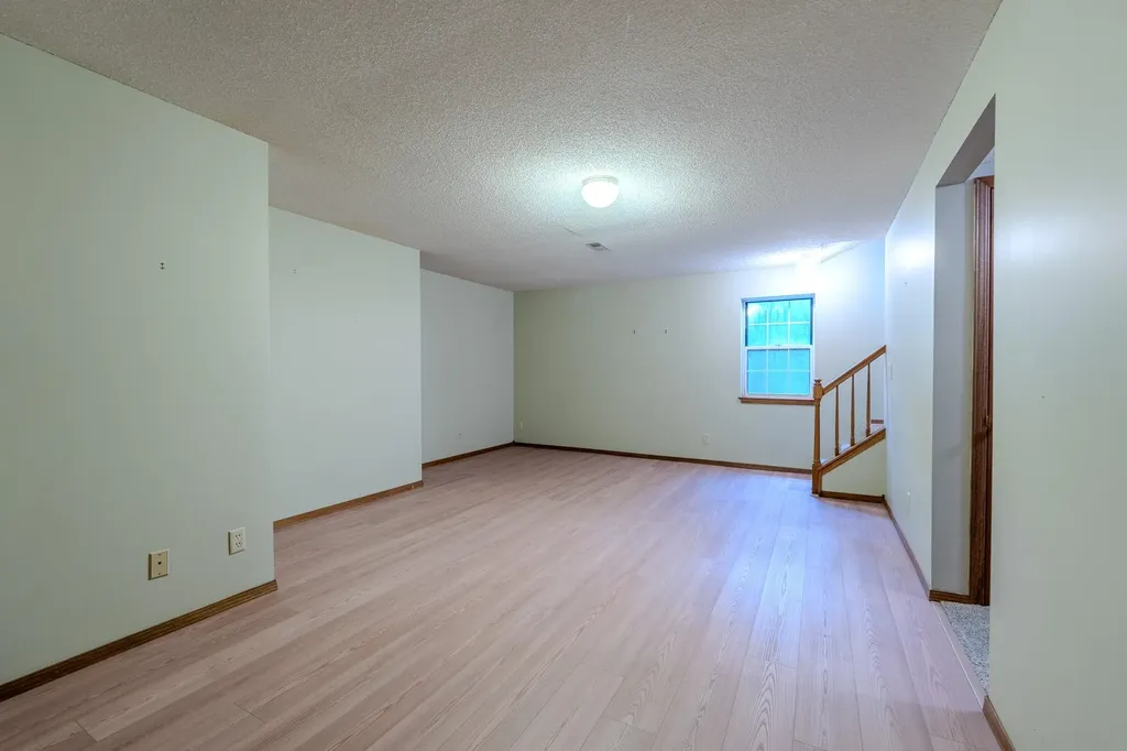 6514 E 39th Court N Wichita KS 67226
