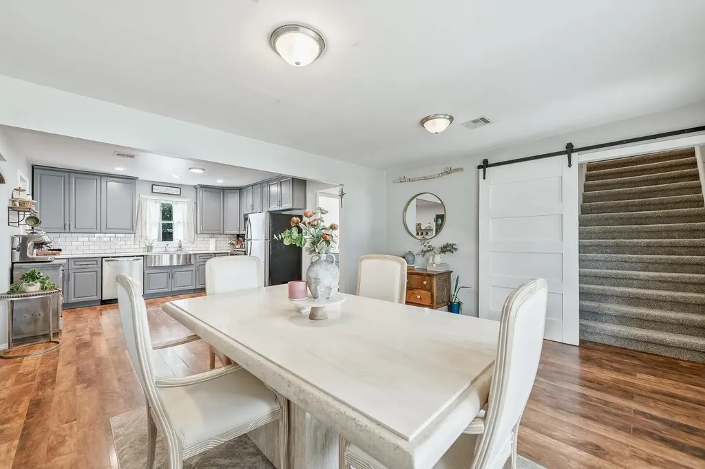 170 N Doris Wichita KS 67212