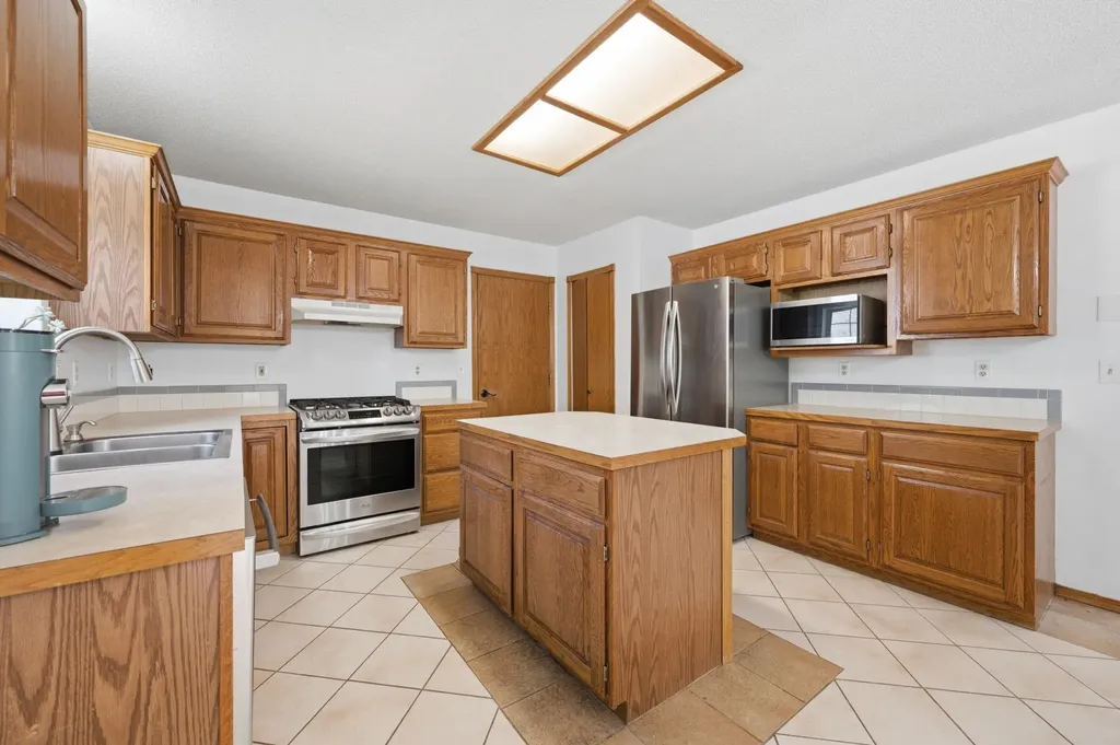 10413 W University Court Wichita KS 67209