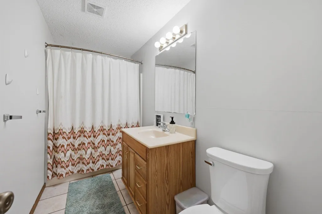 10413 W University Court Wichita KS 67209