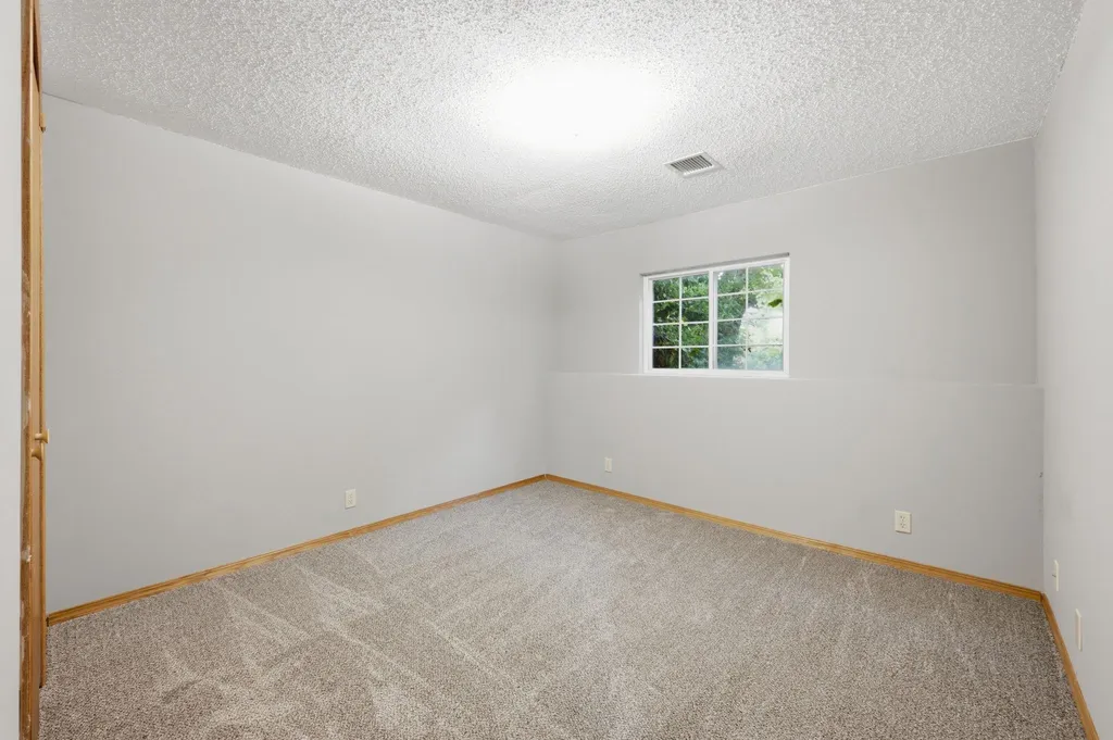 10413 W University Court Wichita KS 67209