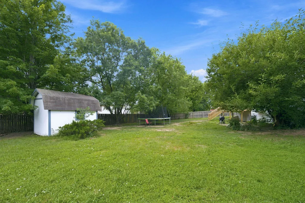 10413 W University Court Wichita KS 67209