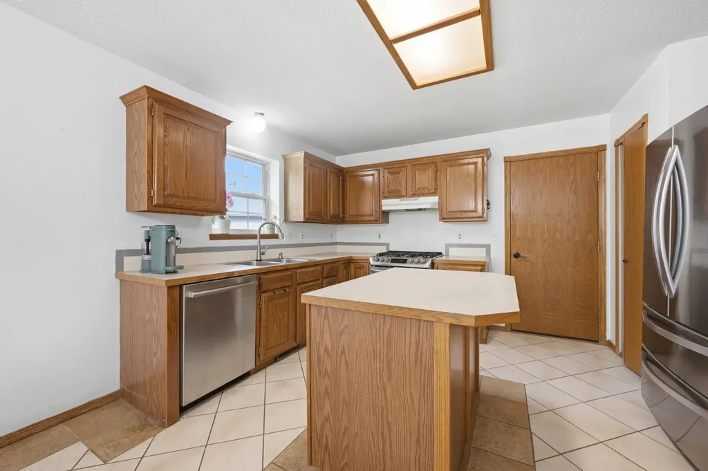 10413 W University Court Wichita KS 67209
