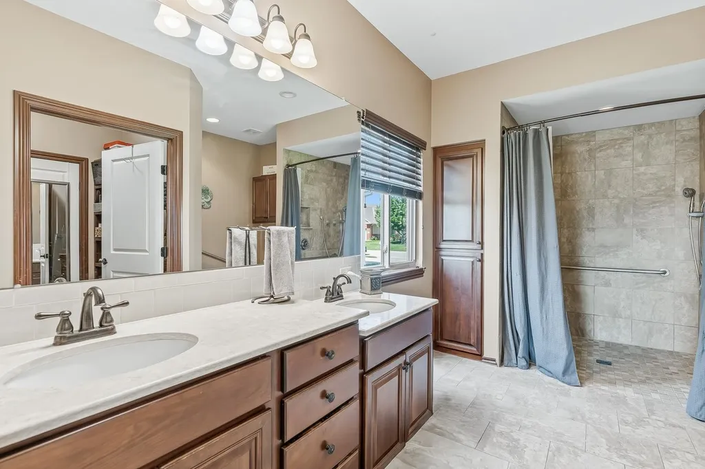 2312 N Sawgrass Circle Derby KS 67037