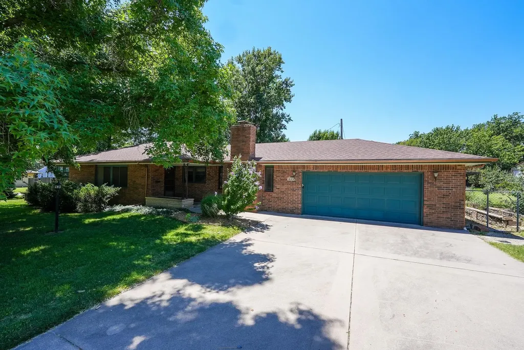 1025 S High Street El Dorado KS 67042