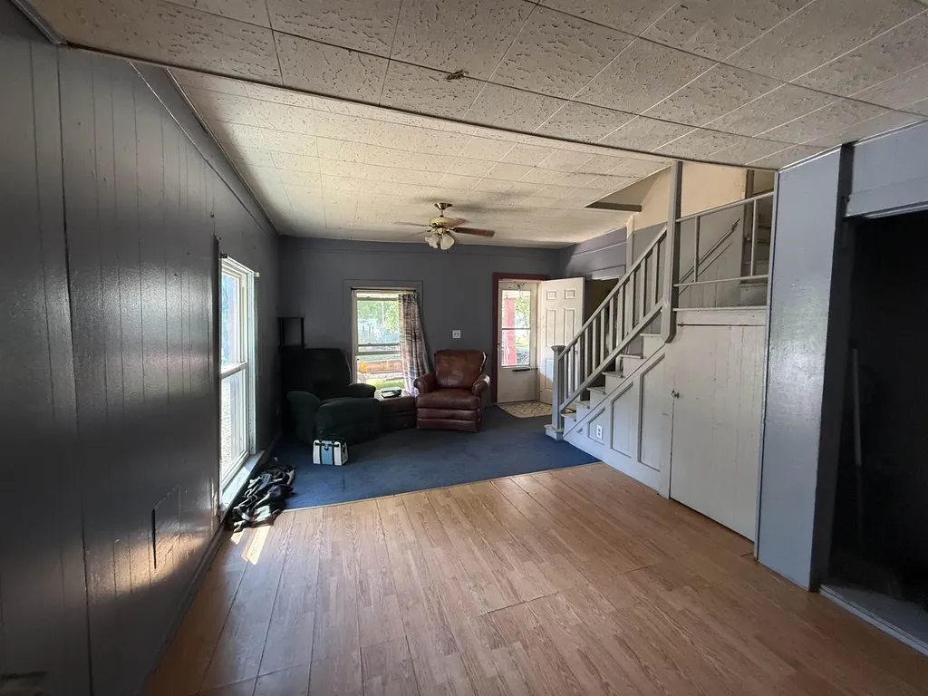 204 N Iowa Street Winfield KS 67156