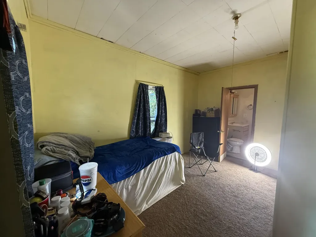204 N Iowa Street Winfield KS 67156