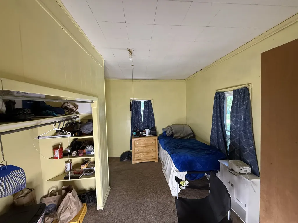 204 N Iowa Street Winfield KS 67156