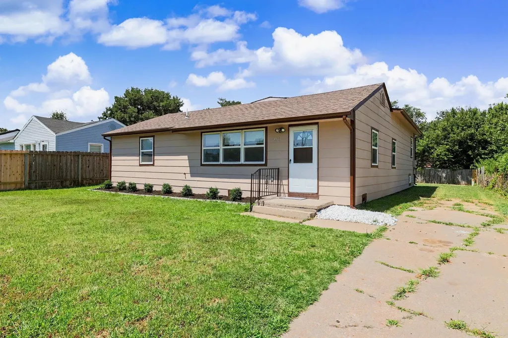 2611 N Lorraine Avenue Wichita KS 67219