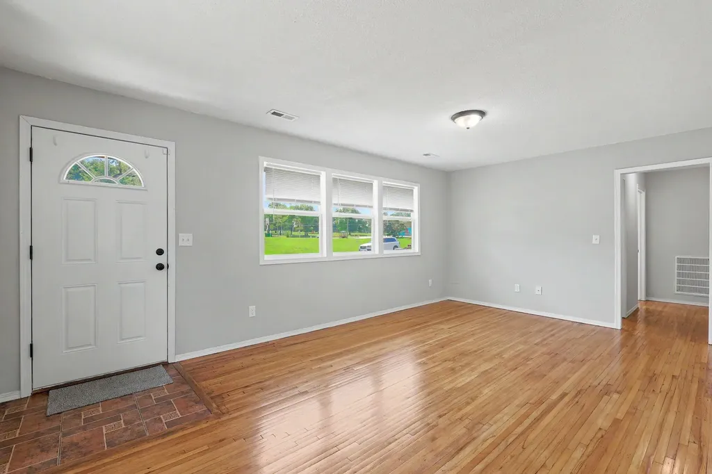 2611 N Lorraine Avenue Wichita KS 67219