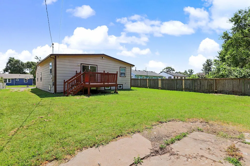 2611 N Lorraine Avenue Wichita KS 67219