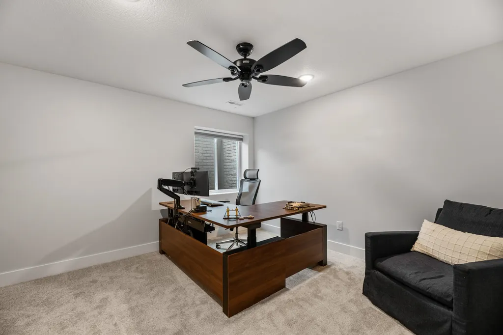 5299 N Hampton Street Bel Aire KS 67226