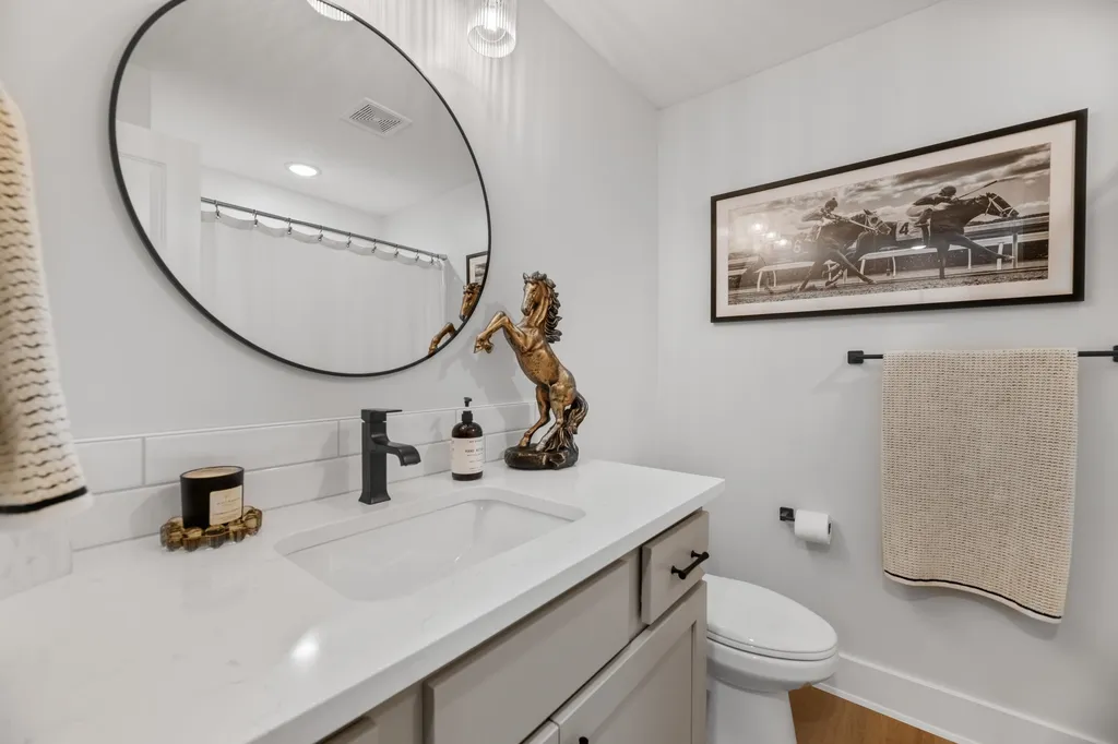 5299 N Hampton Street Bel Aire KS 67226