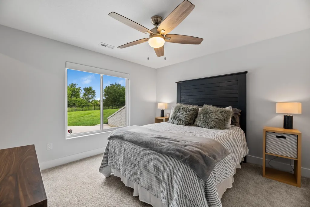5299 N Hampton Street Bel Aire KS 67226