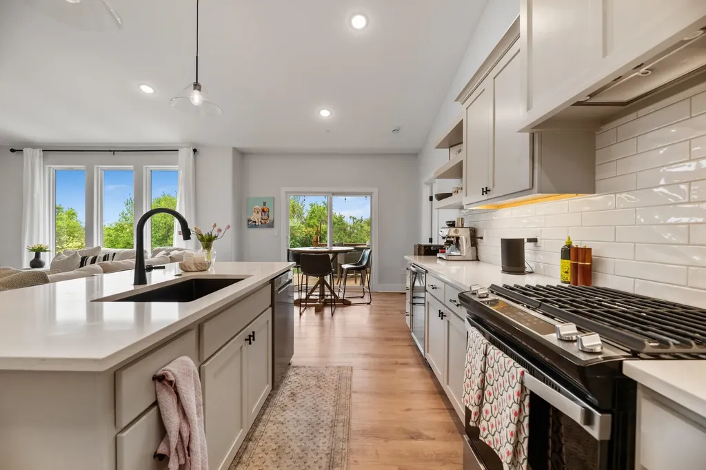5299 N Hampton Street Bel Aire KS 67226