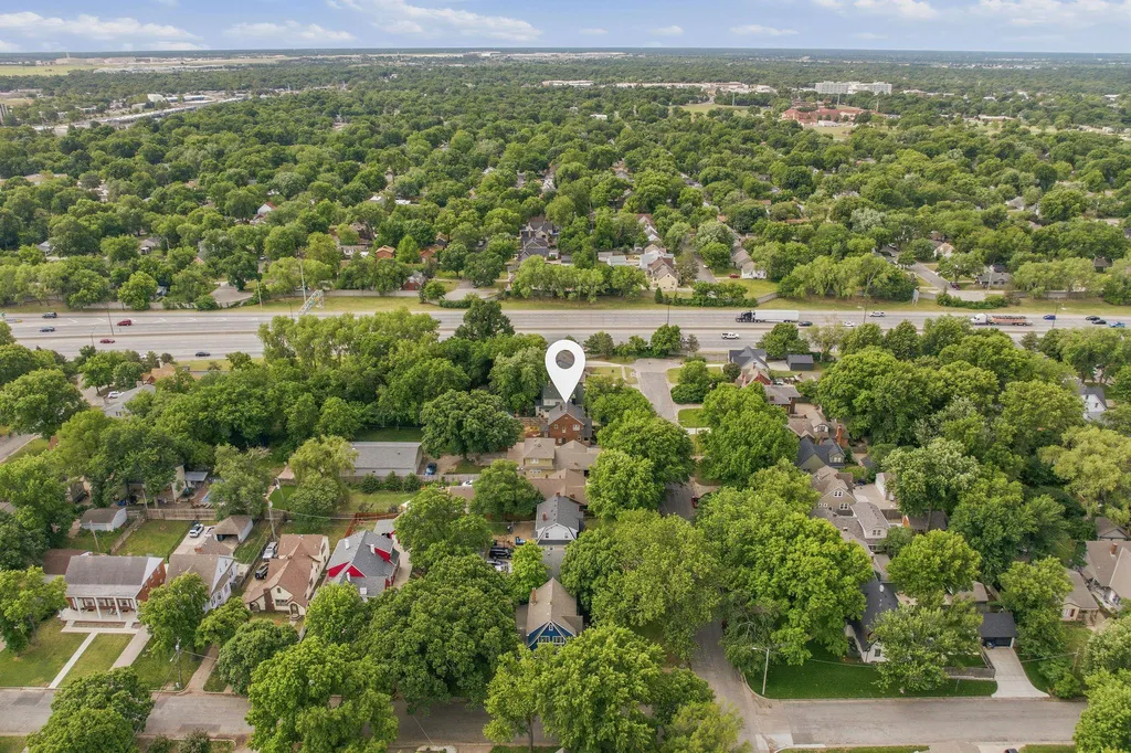 426 S Belmont Street Wichita KS 67218