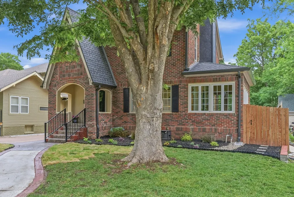 426 S Belmont Street Wichita KS 67218