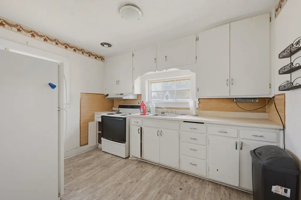 511 S Magnolia Newton KS 67114