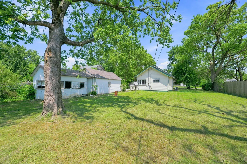 511 S Magnolia Newton KS 67114