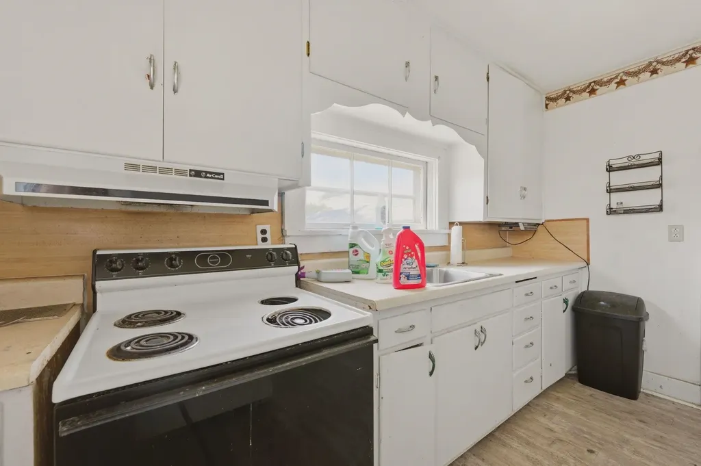 511 S Magnolia Newton KS 67114
