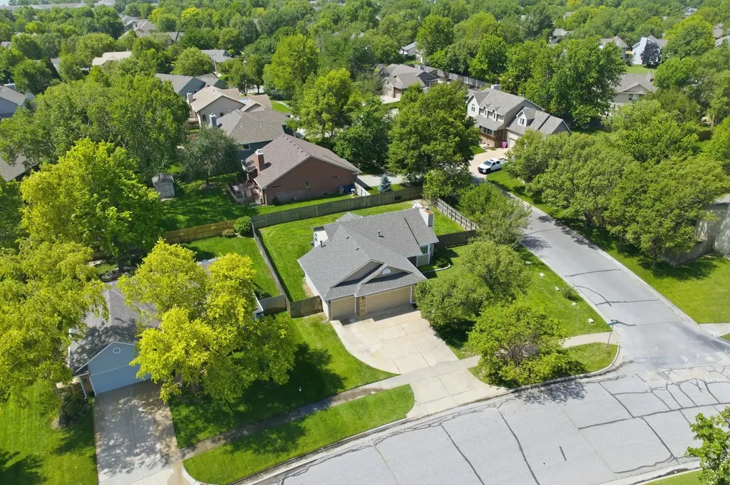 9213 W Central Park Street Wichita KS 67205