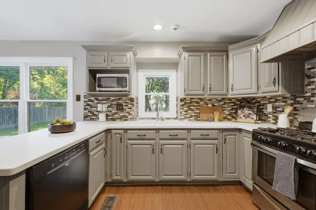 1324 N Manchester Court Wichita KS 67212