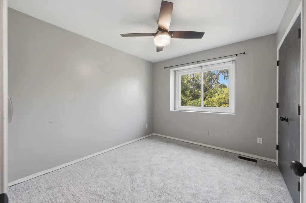 1324 N Manchester Court Wichita KS 67212
