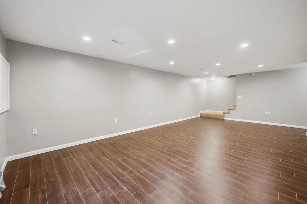 1324 N Manchester Court Wichita KS 67212