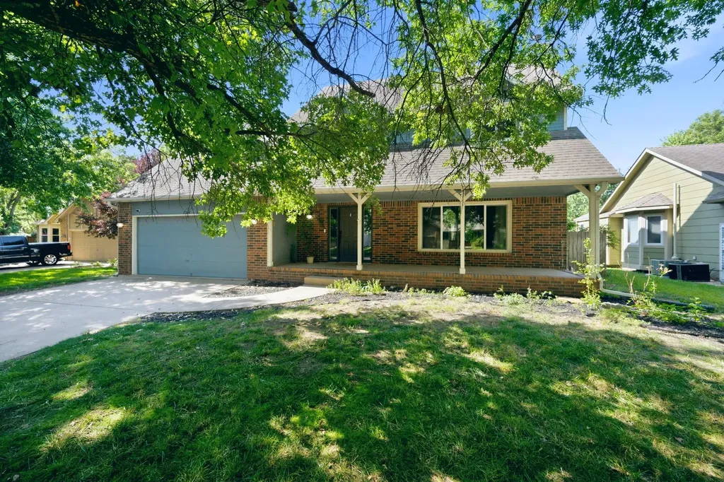 1324 N Manchester Court Wichita KS 67212