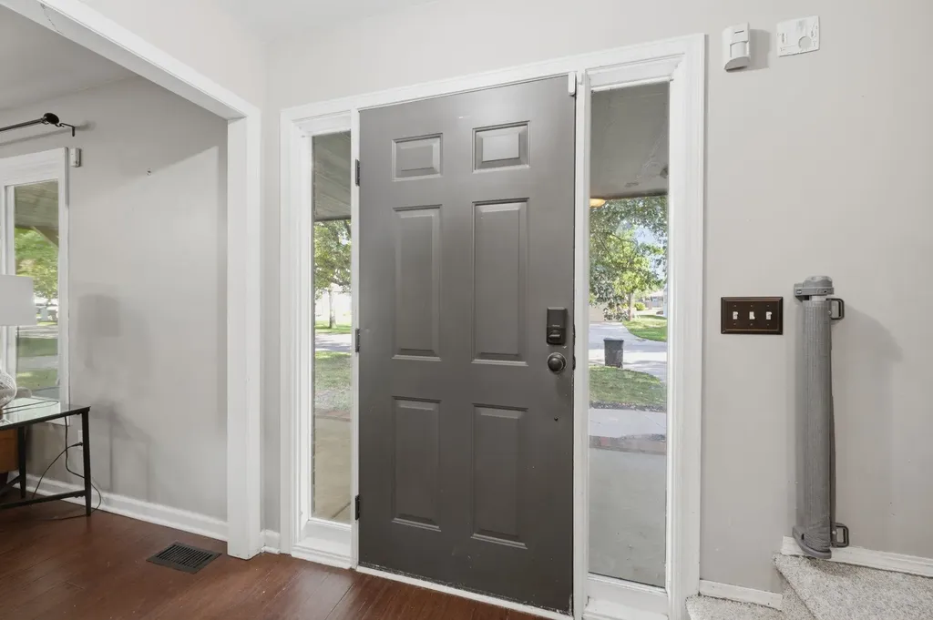 1324 N Manchester Court Wichita KS 67212