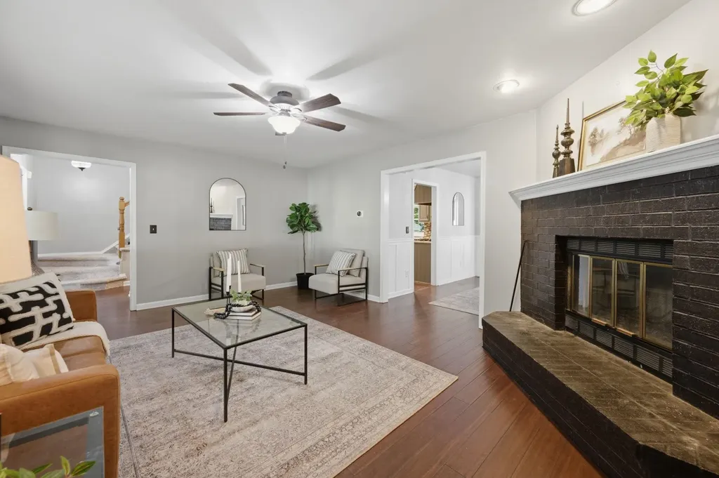 1324 N Manchester Court Wichita KS 67212