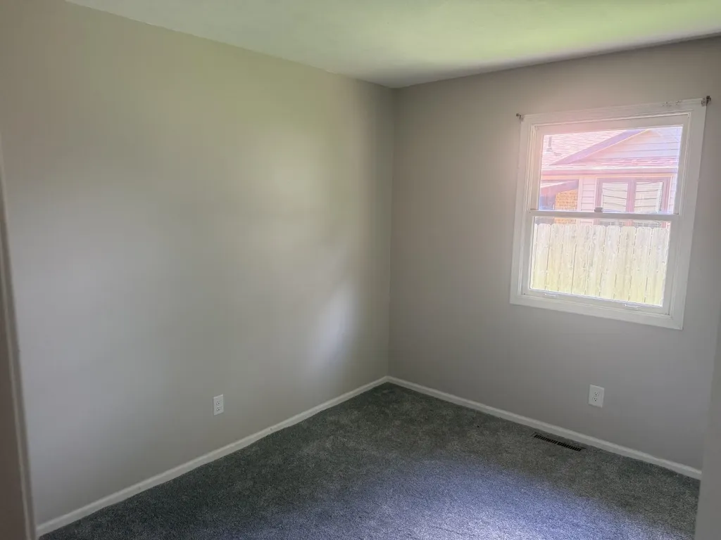 1809 N Topaz Wichita KS 67212