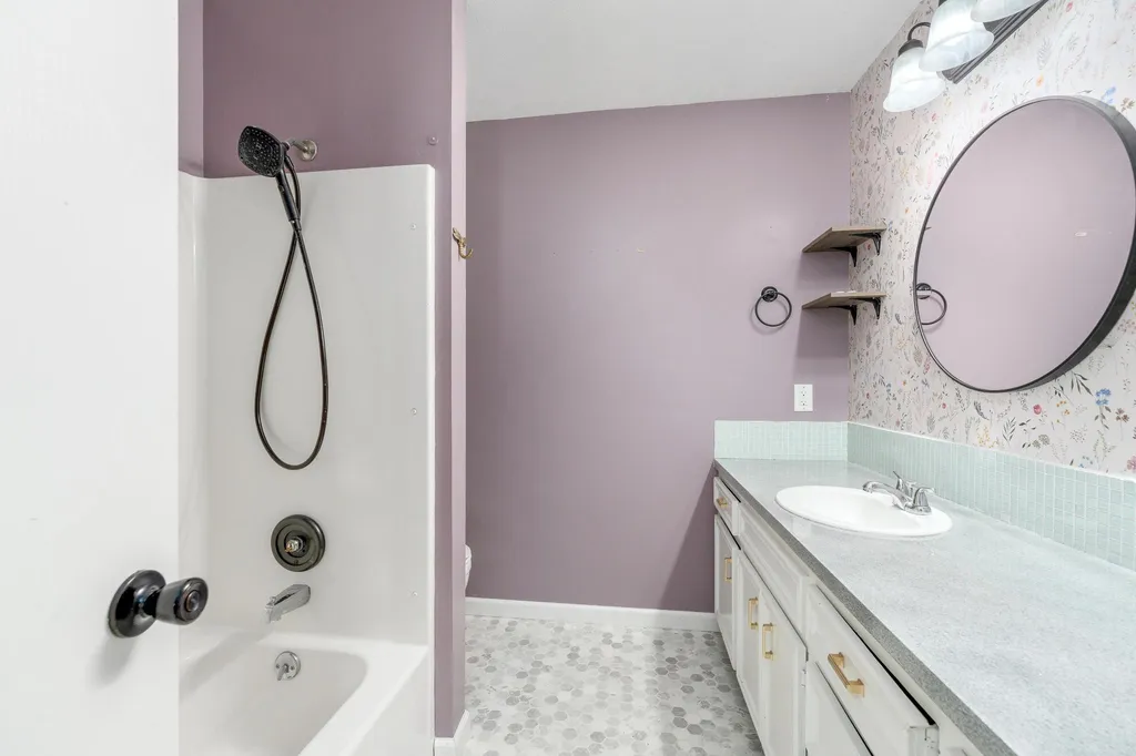 1809 N Topaz Wichita KS 67212