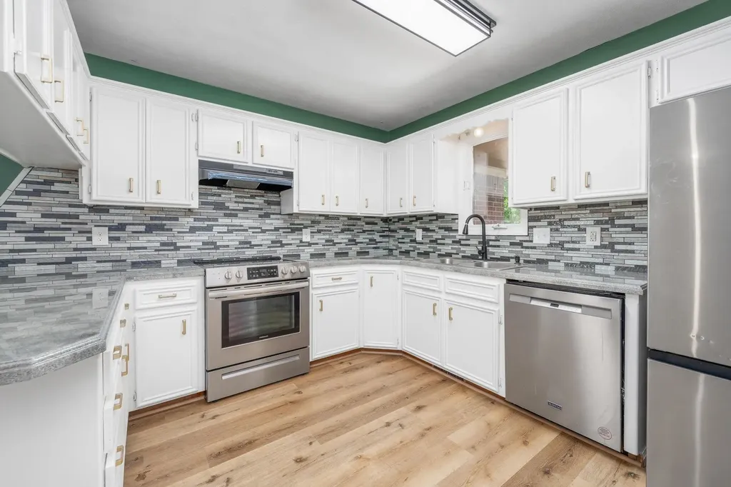 1809 N Topaz Wichita KS 67212