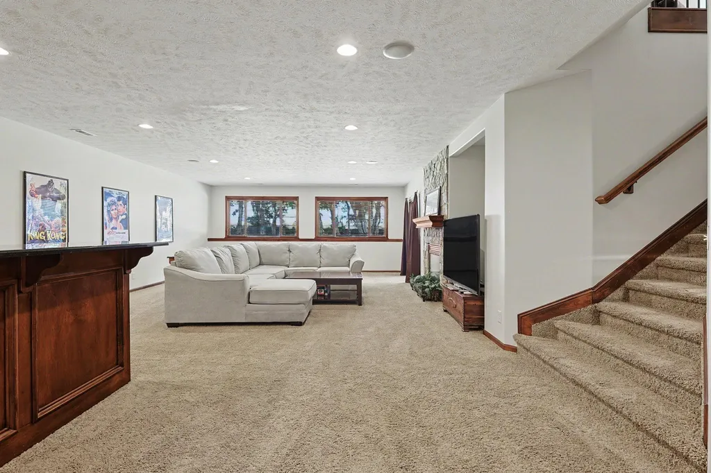 732 N Deerfield Circle Andover KS 67002
