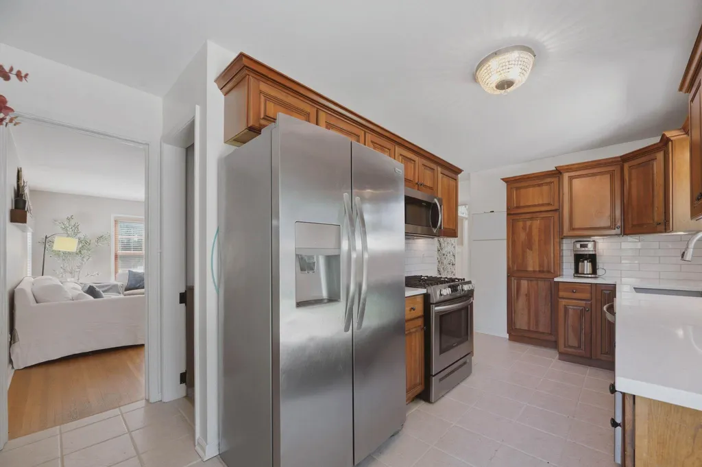 251 N Parkwood Lane Wichita KS 67208