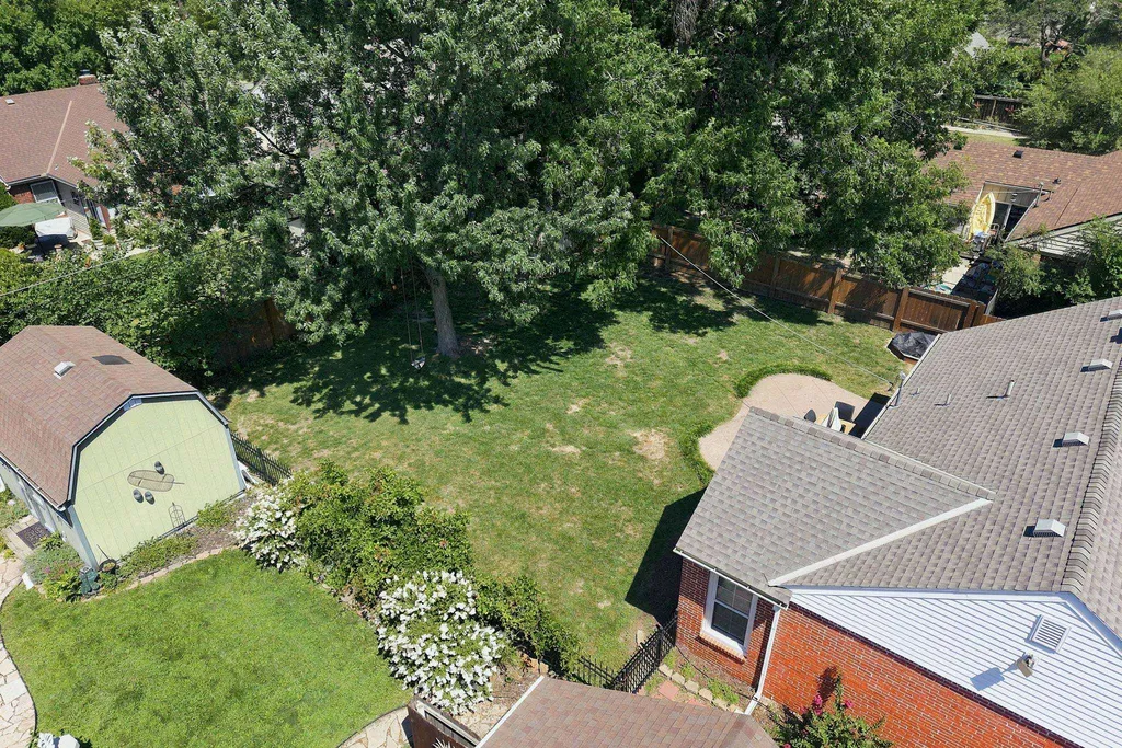 251 N Parkwood Lane Wichita KS 67208