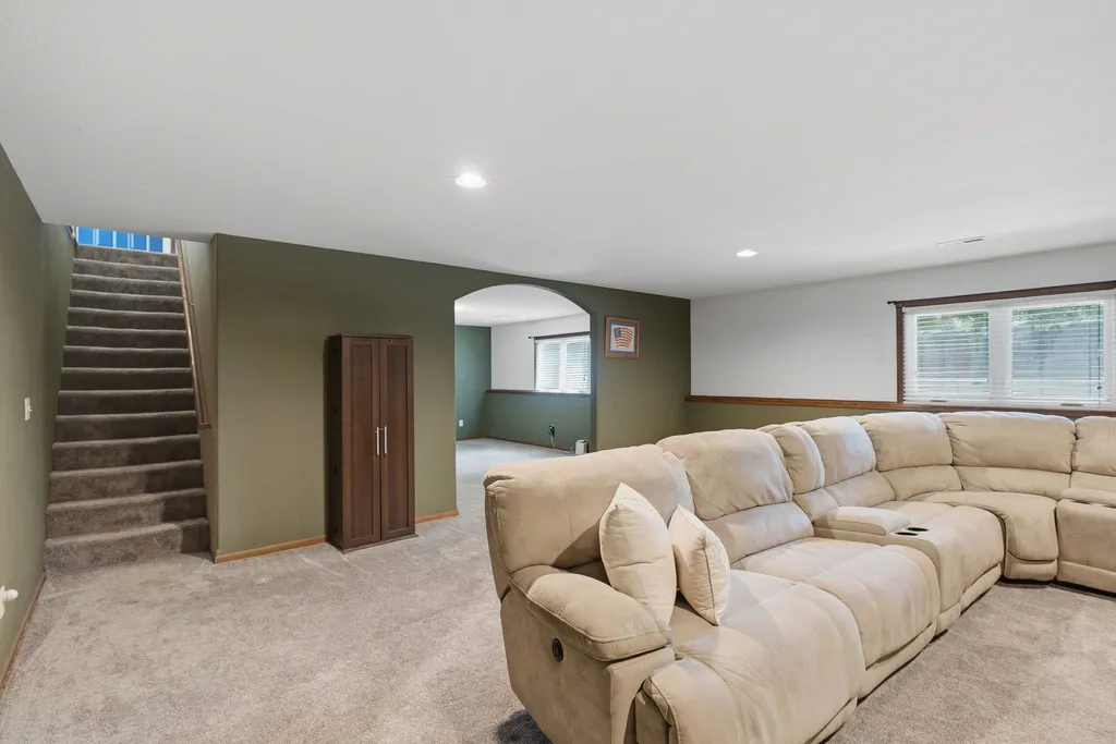1301 E Rushwood Drive Derby KS 67037-3461