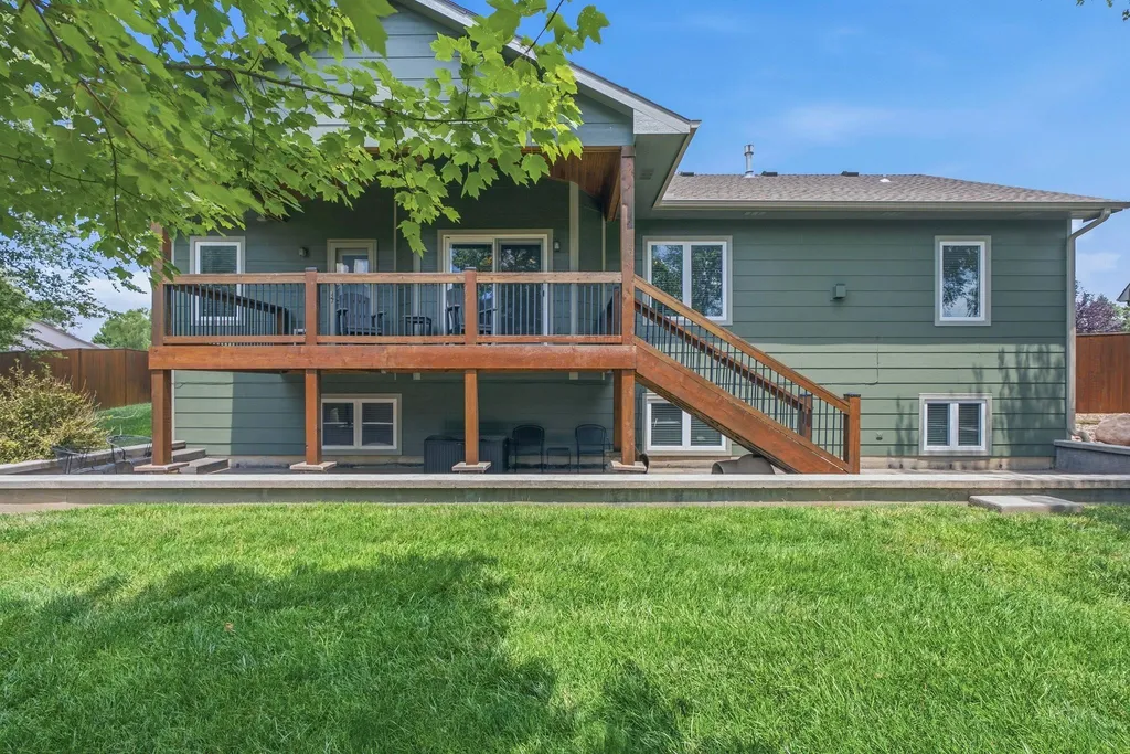 1301 E Rushwood Drive Derby KS 67037-3461